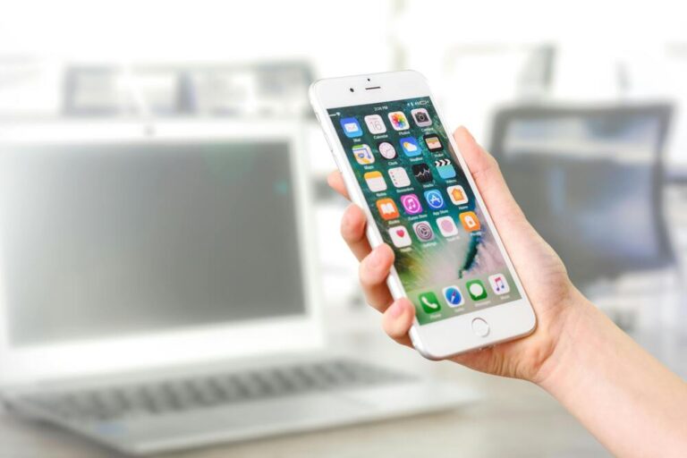 Aplikacija za prebacivanje podataka sa iPhone na iPhone – da li ti je zaista potrebna?