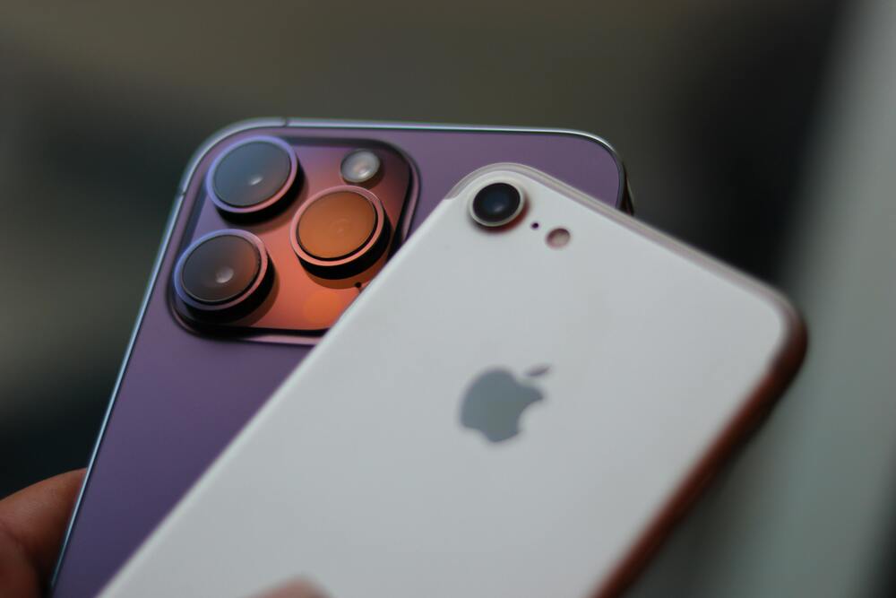 Pronađi iPhone koji odgovara baš tebi
Ne postoji jedan „najbolji iPhone za sve“, ali postoji model koji je najbolji za tvoj način korišćenja:
